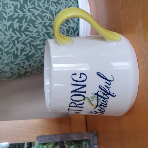 Strong & Beautiful Mug - Picture 2 of 7